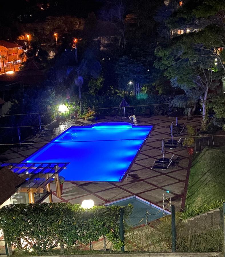 Flat 217 Granja Brasil - Com Piscina Em Itaipava Lägenhet Petrópolis Exteriör bild