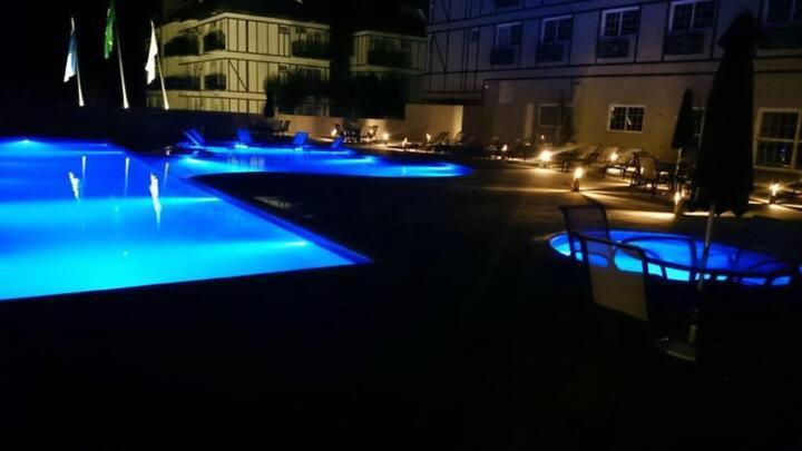 Flat 217 Granja Brasil - Com Piscina Em Itaipava Lägenhet Petrópolis Exteriör bild