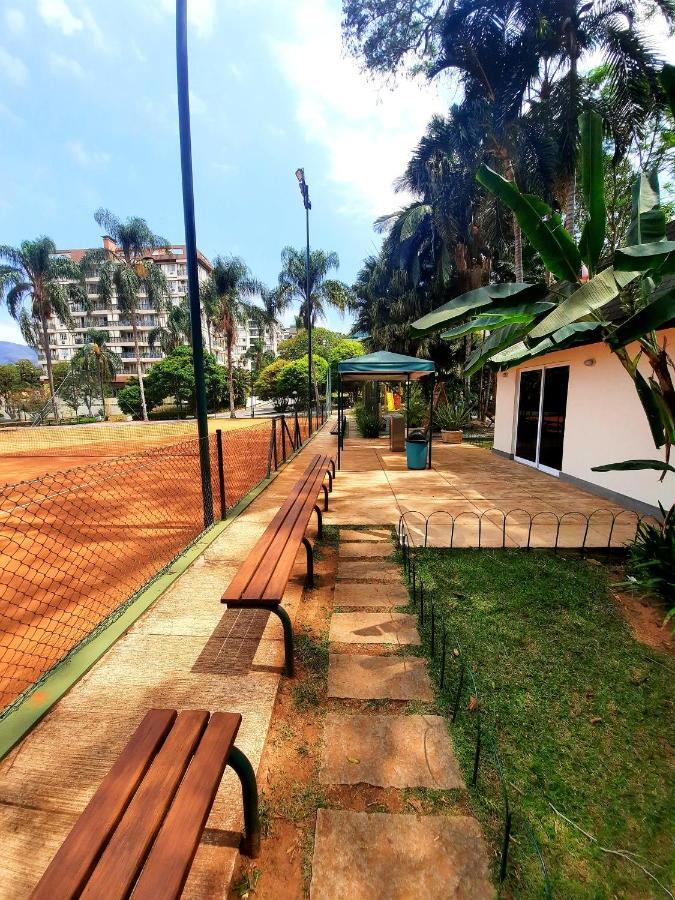 Flat 217 Granja Brasil - Com Piscina Em Itaipava Lägenhet Petrópolis Exteriör bild