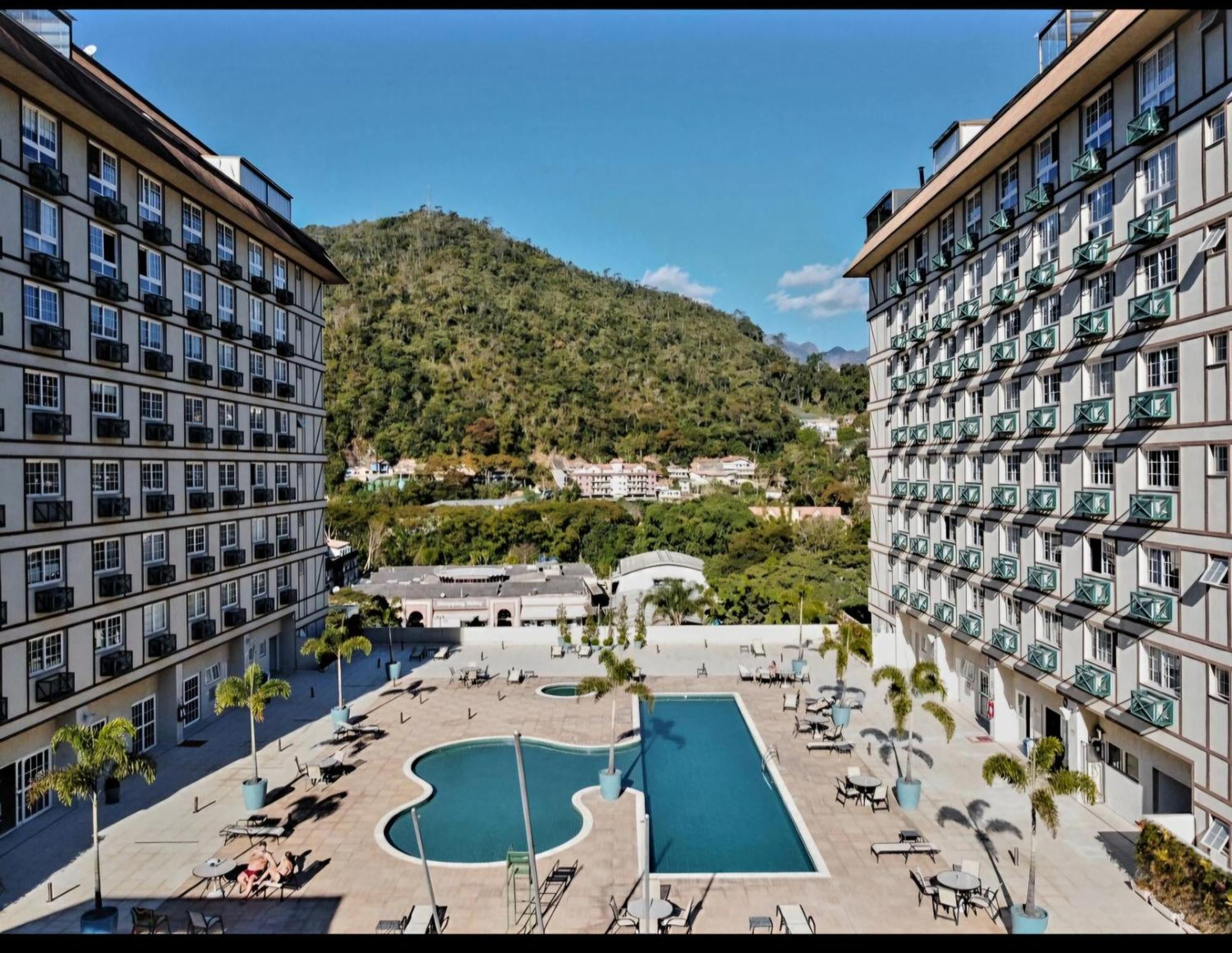 Flat 217 Granja Brasil - Com Piscina Em Itaipava Lägenhet Petrópolis Exteriör bild
